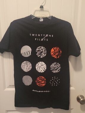 TØP Blurry Face Mens Tee